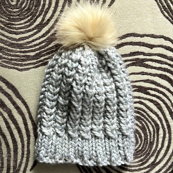 Knitted Winter Hat✨ - Picture 1 of 1